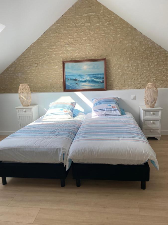 Charmante Maison Du XVIII En Pierre Renovee Colleville-Montgomery Εξωτερικό φωτογραφία