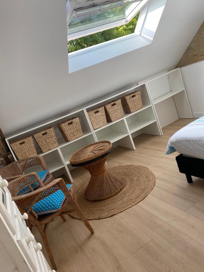 Charmante Maison Du XVIII En Pierre Renovee Colleville-Montgomery Εξωτερικό φωτογραφία